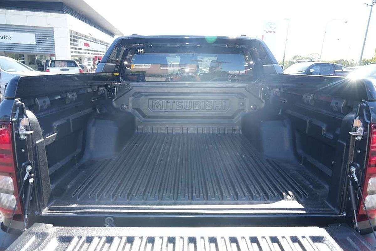 2025 Mitsubishi Triton GSR MV 4X4