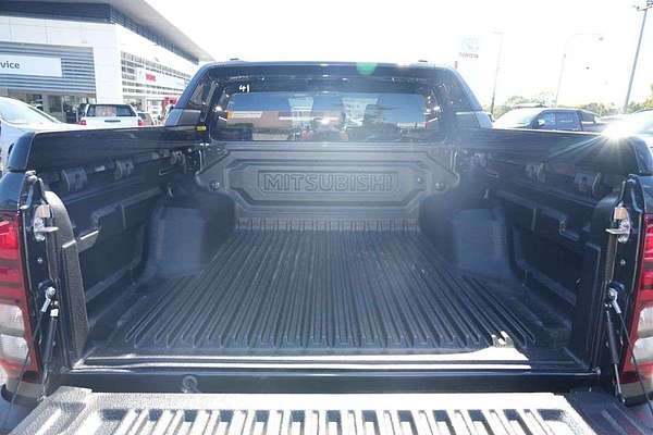 2025 Mitsubishi Triton GSR MV 4X4