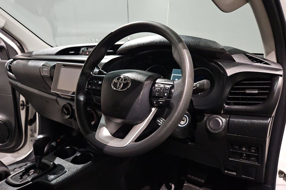 2020 Toyota Hilux SR GUN126R 4X4