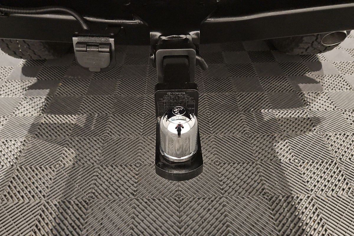 2020 Toyota Hilux SR GUN126R 4X4