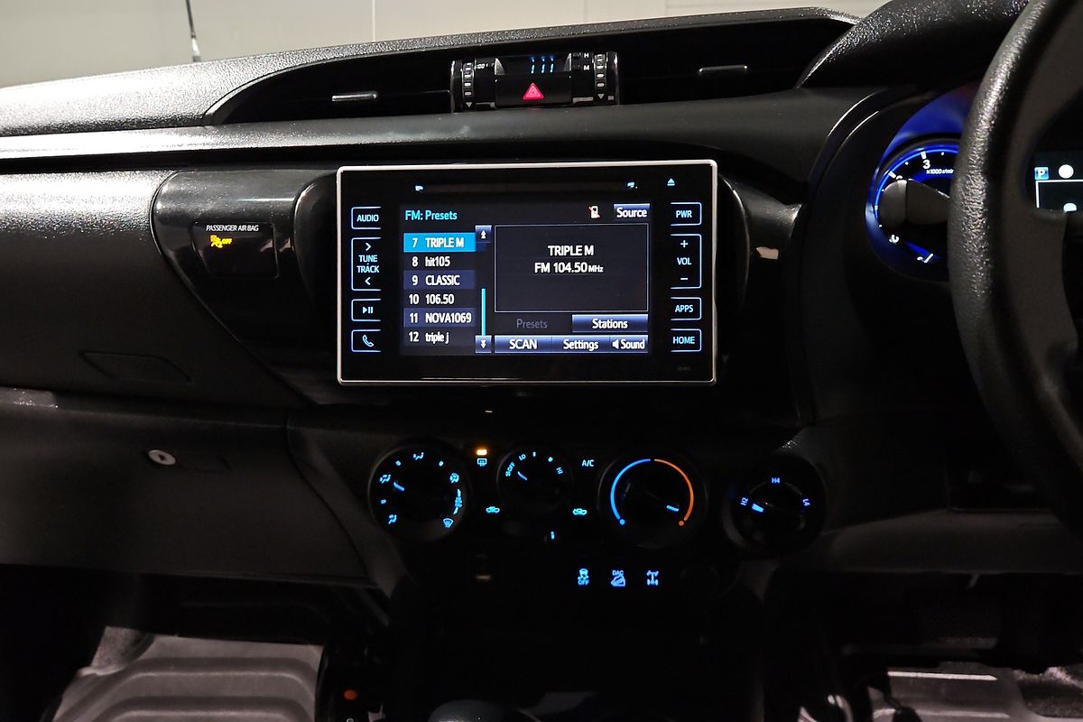 2020 Toyota Hilux SR GUN126R 4X4