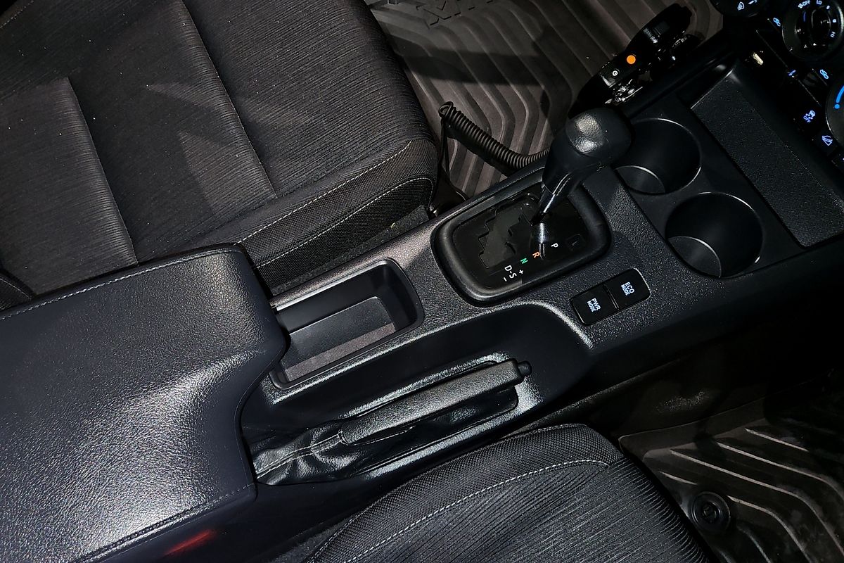 2020 Toyota Hilux SR GUN126R 4X4