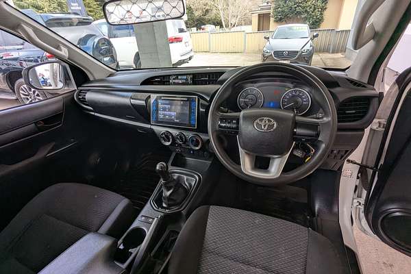 2015 Toyota Hilux SR GUN123R Rear Wheel Drive