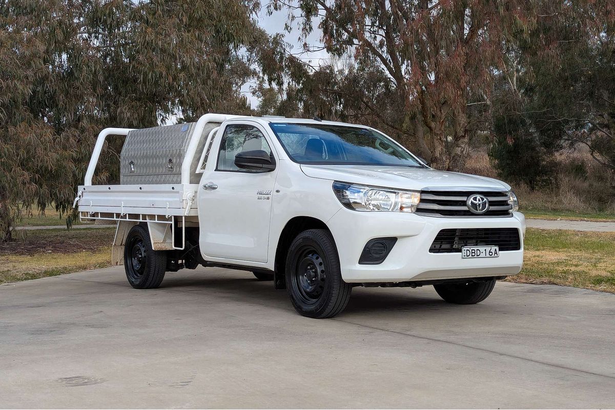 2015 Toyota Hilux SR GUN123R Rear Wheel Drive