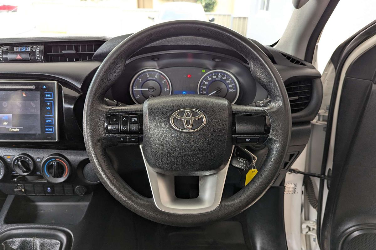 2015 Toyota Hilux SR GUN123R Rear Wheel Drive