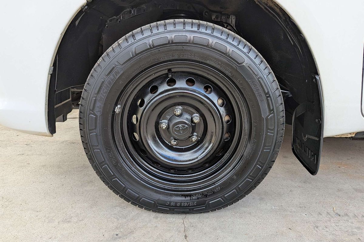 2015 Toyota Hilux SR GUN123R Rear Wheel Drive