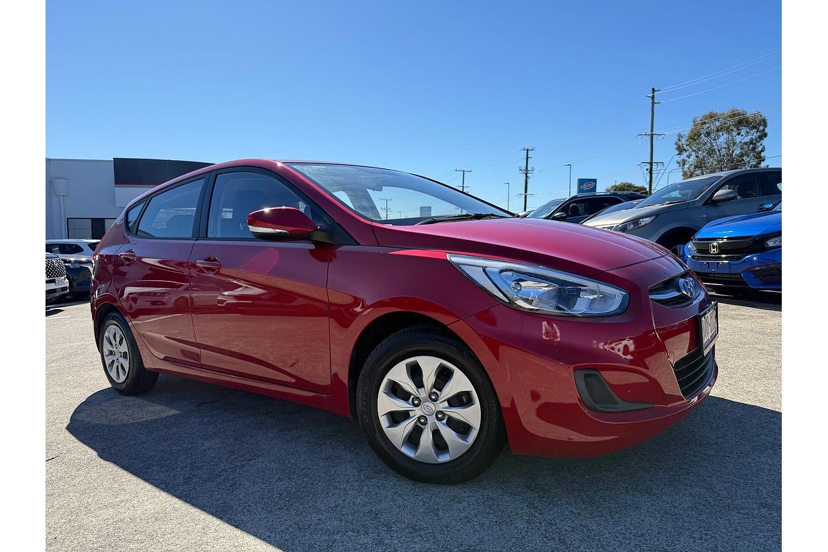 2016 Hyundai Accent Active RB3