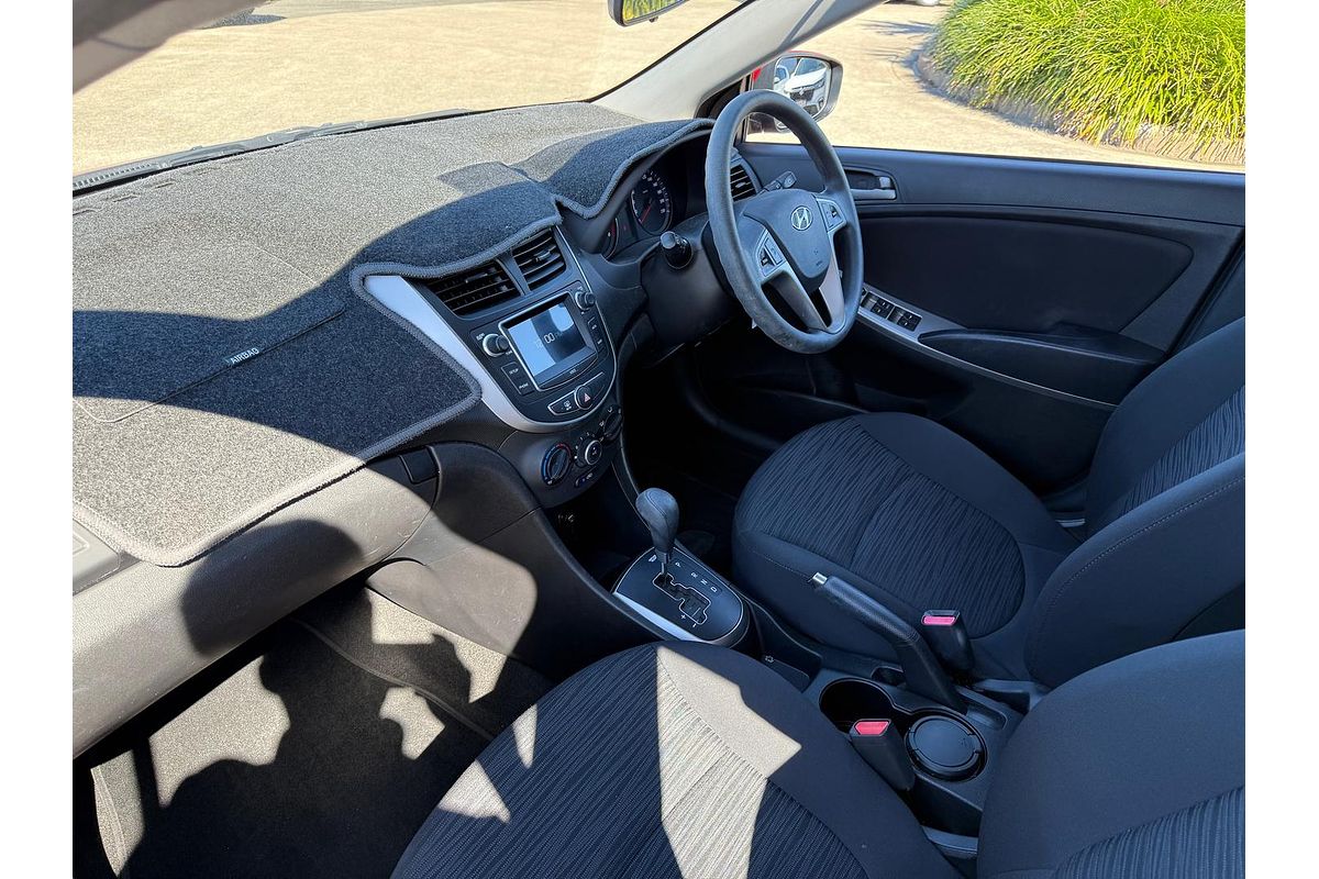 2016 Hyundai Accent Active RB3