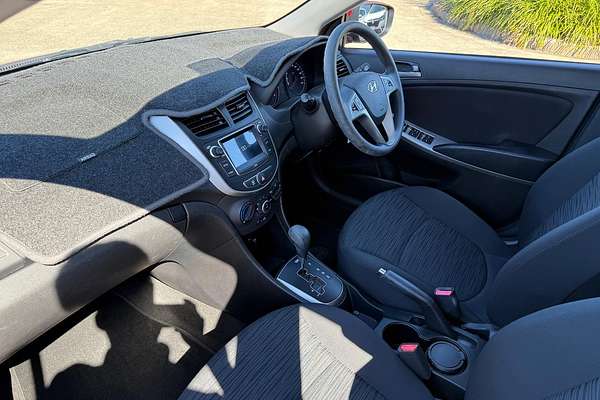 2016 Hyundai Accent Active RB3