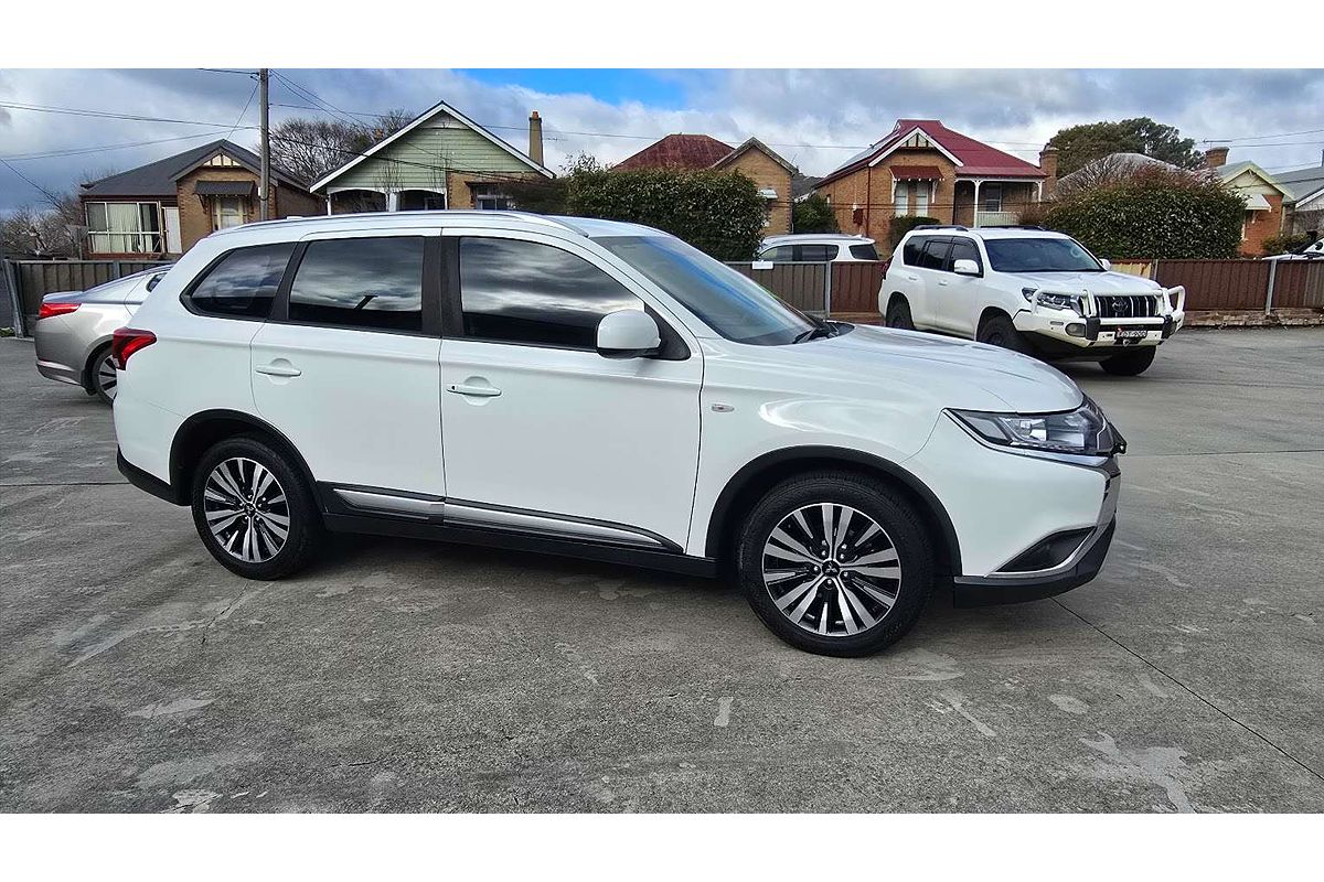 2019 Mitsubishi Outlander ES ZL