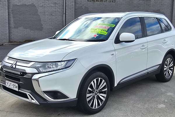 2019 Mitsubishi Outlander ES ZL