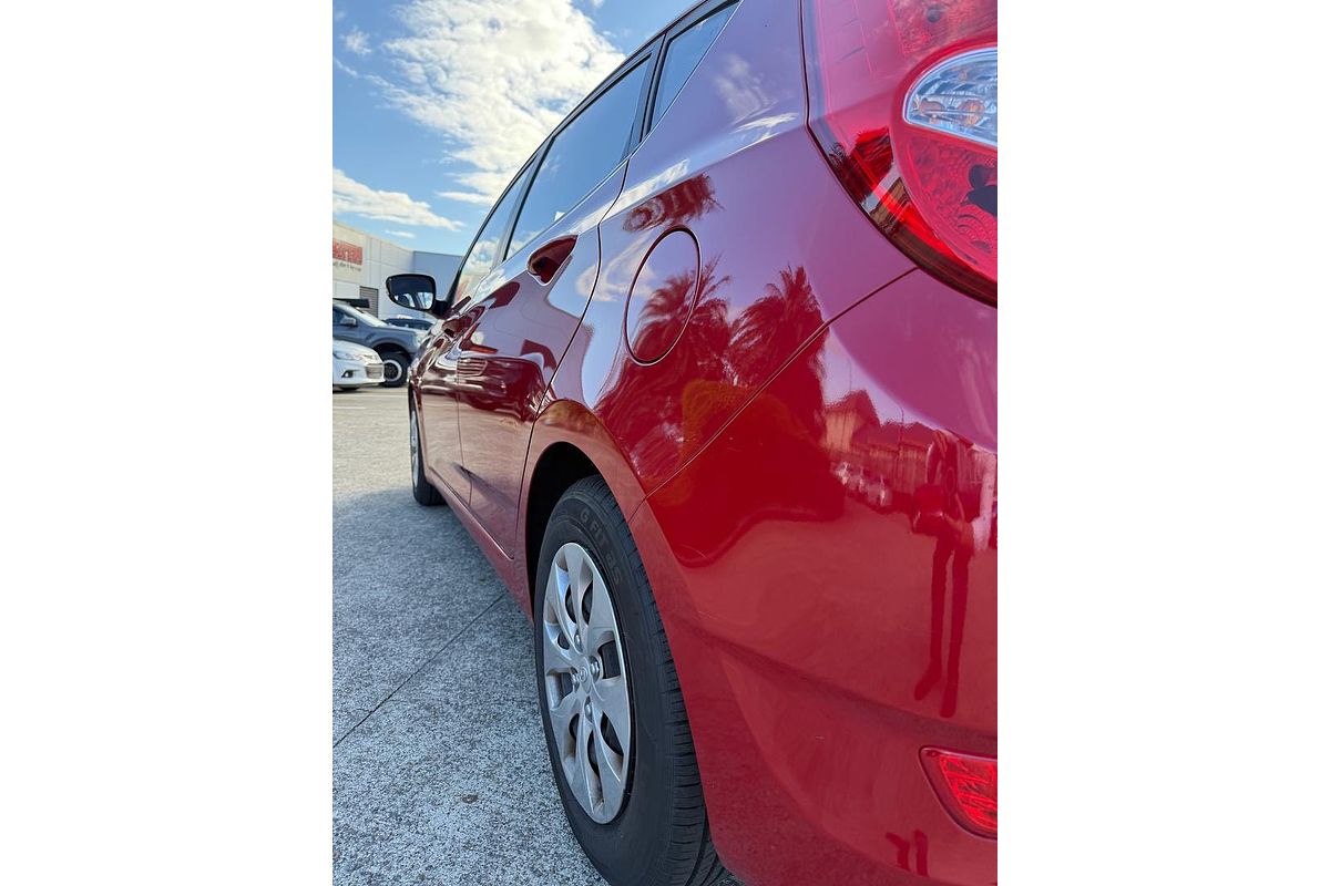 2016 Hyundai Accent Active RB3