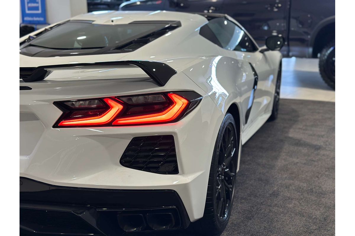 2024 Chevrolet Corvette Stingray 2LT C8