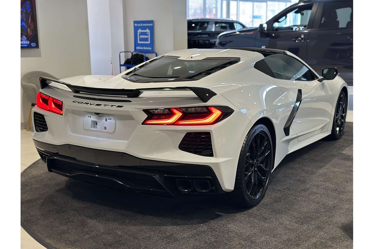 2024 Chevrolet Corvette Stingray 2LT C8
