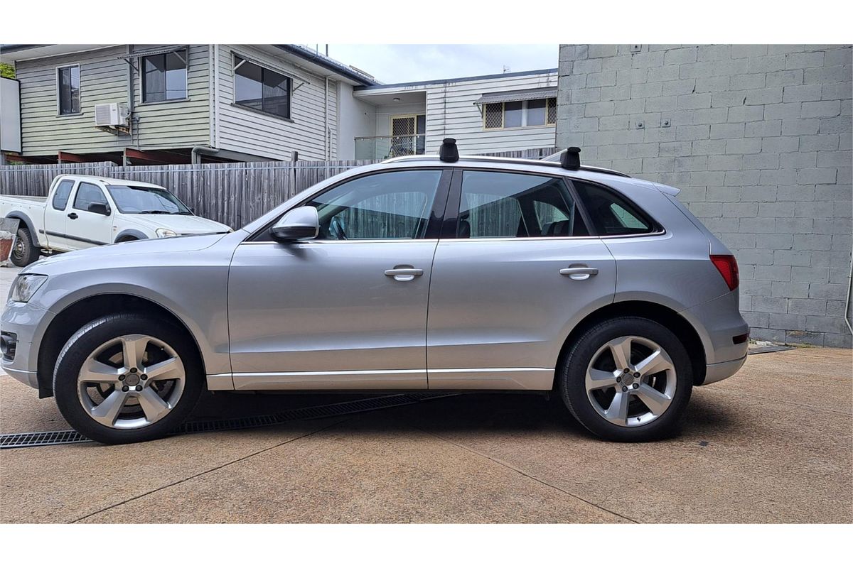 2011 Audi Q5 2.0 TDI QUATTRO 8R MY12