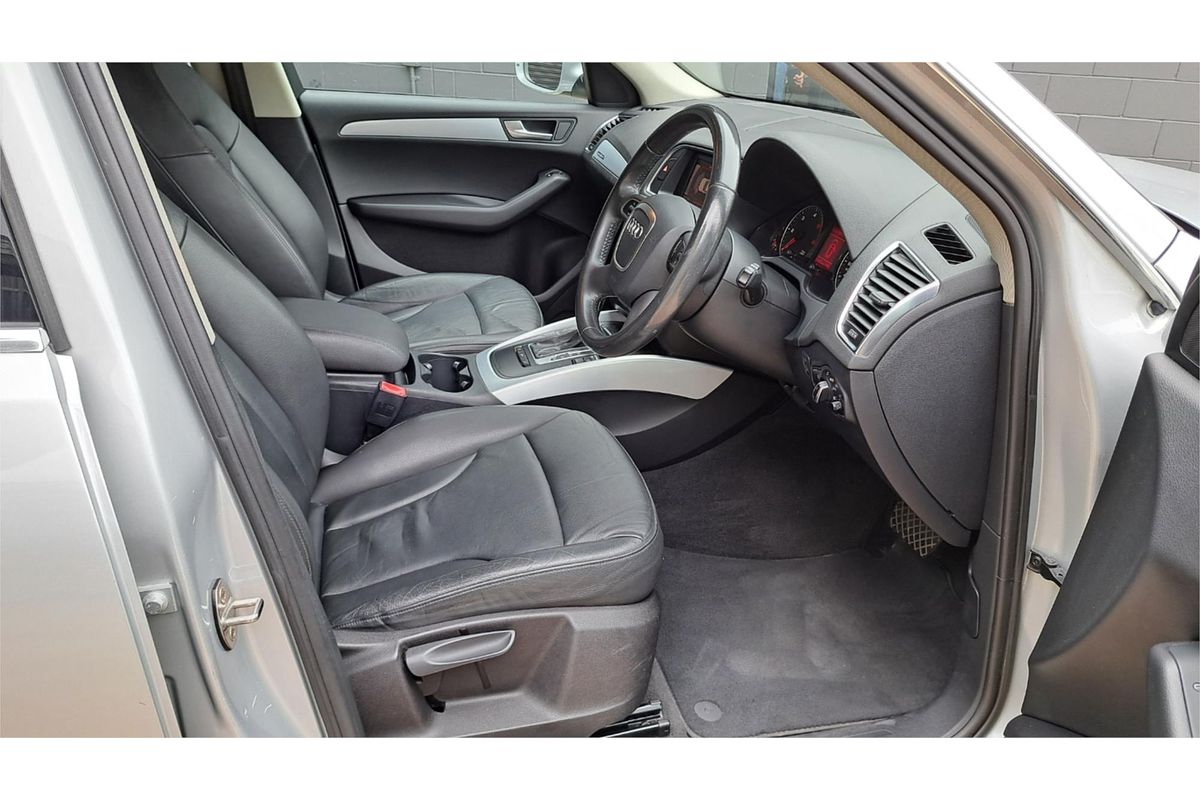 2011 Audi Q5 2.0 TDI QUATTRO 8R MY12