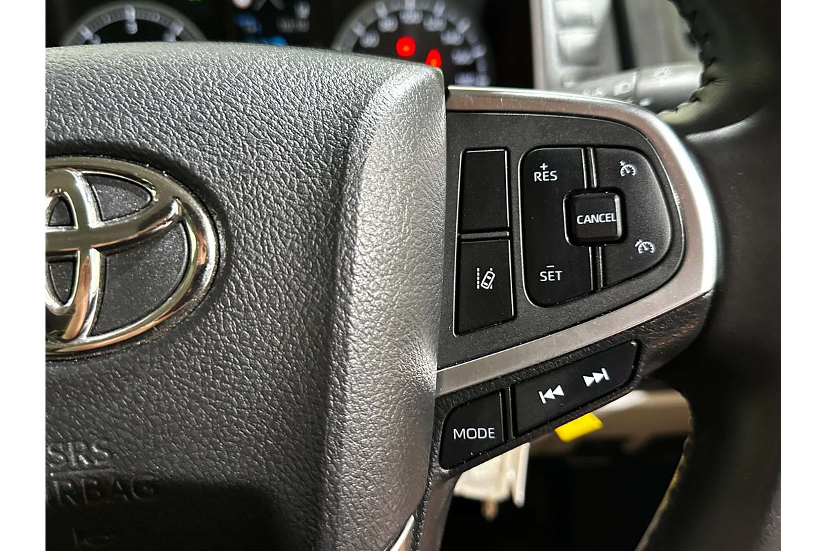 2020 Toyota Hiace  GDH300R LWB