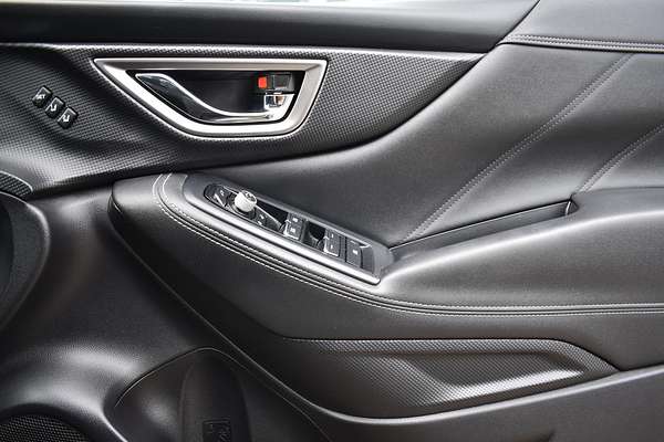 2020 Subaru Forester 2.5i-S S5