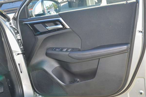 2024 Mitsubishi Outlander LS ZM