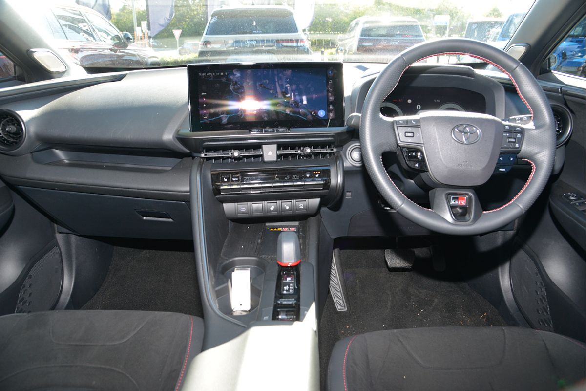 2023 Toyota C-HR GR Sport MAXH25R