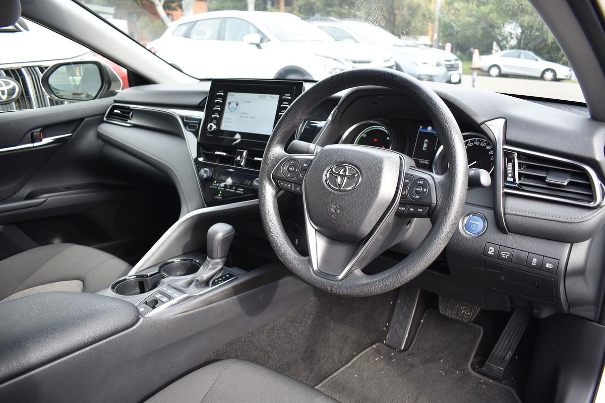 2024 Toyota Camry Ascent AXVH70R