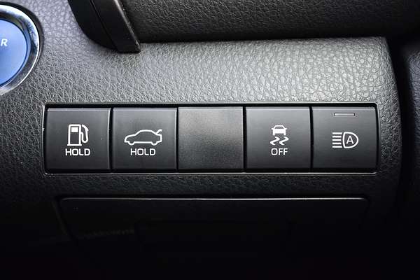 2024 Toyota Camry Ascent AXVH70R