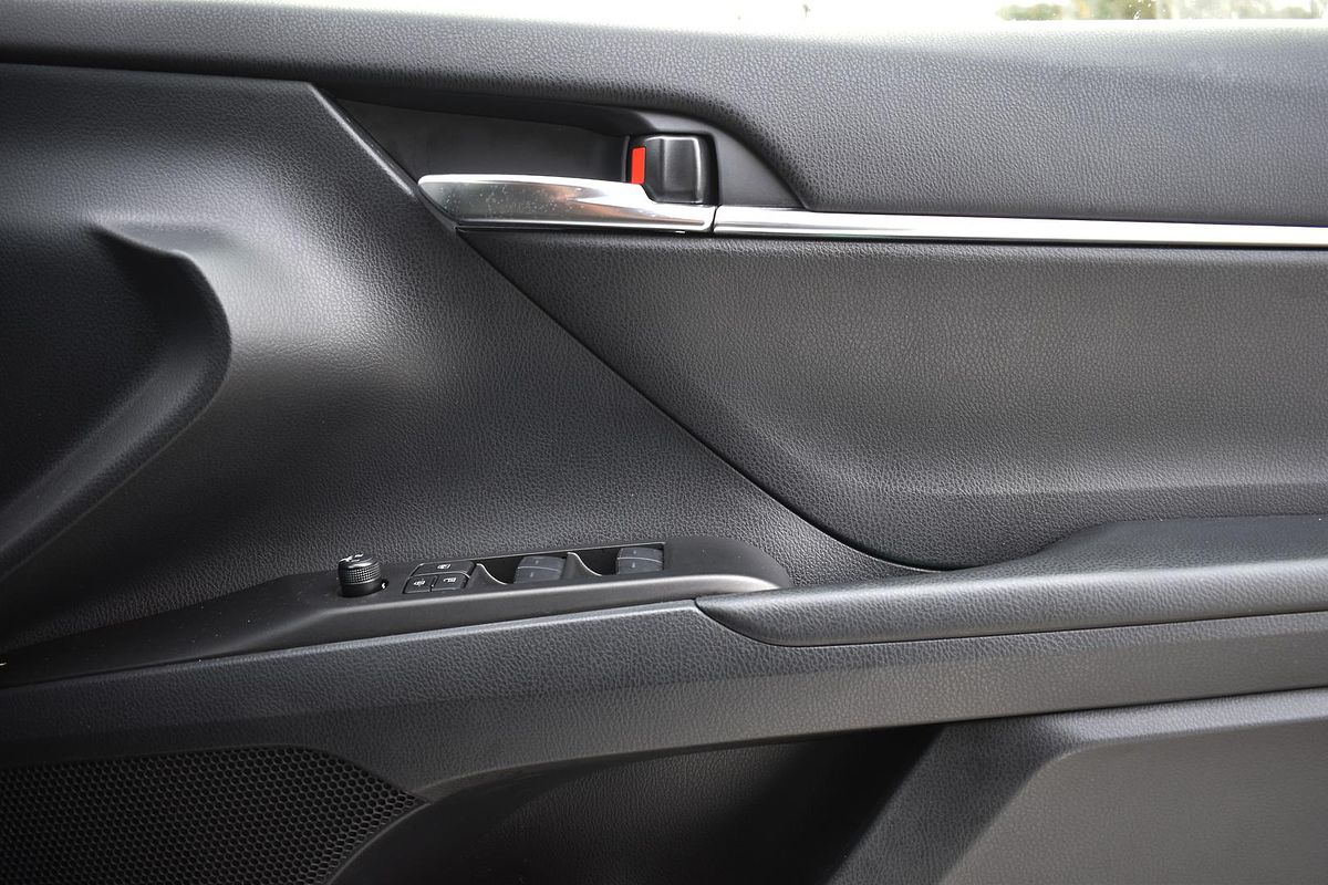 2024 Toyota Camry Ascent AXVH70R