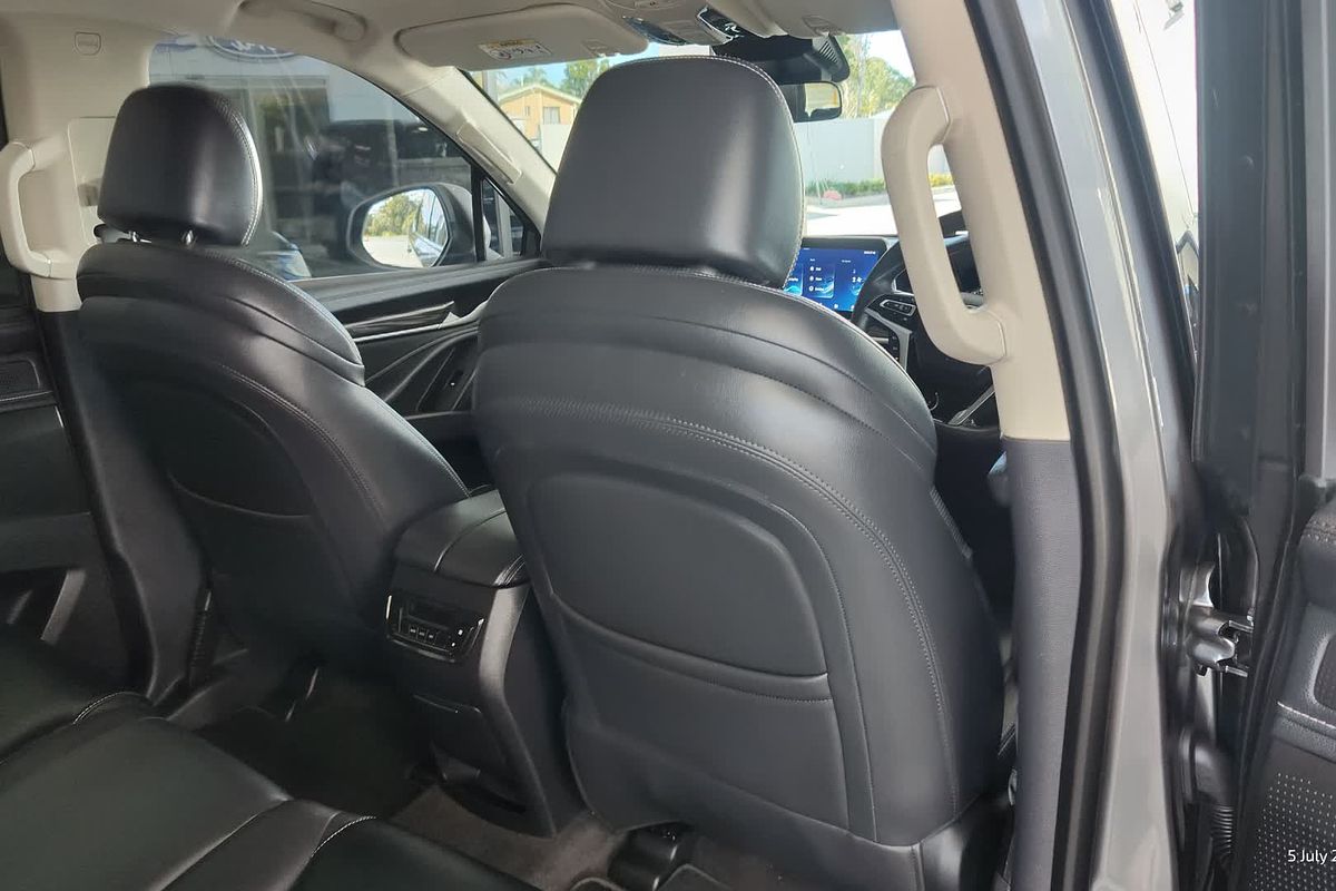 2022 LDV D90 Executive SV9A