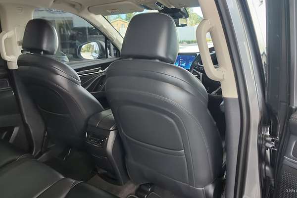 2022 LDV D90 Executive SV9A