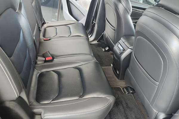 2022 LDV D90 Executive SV9A