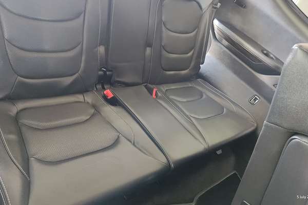 2022 LDV D90 Executive SV9A