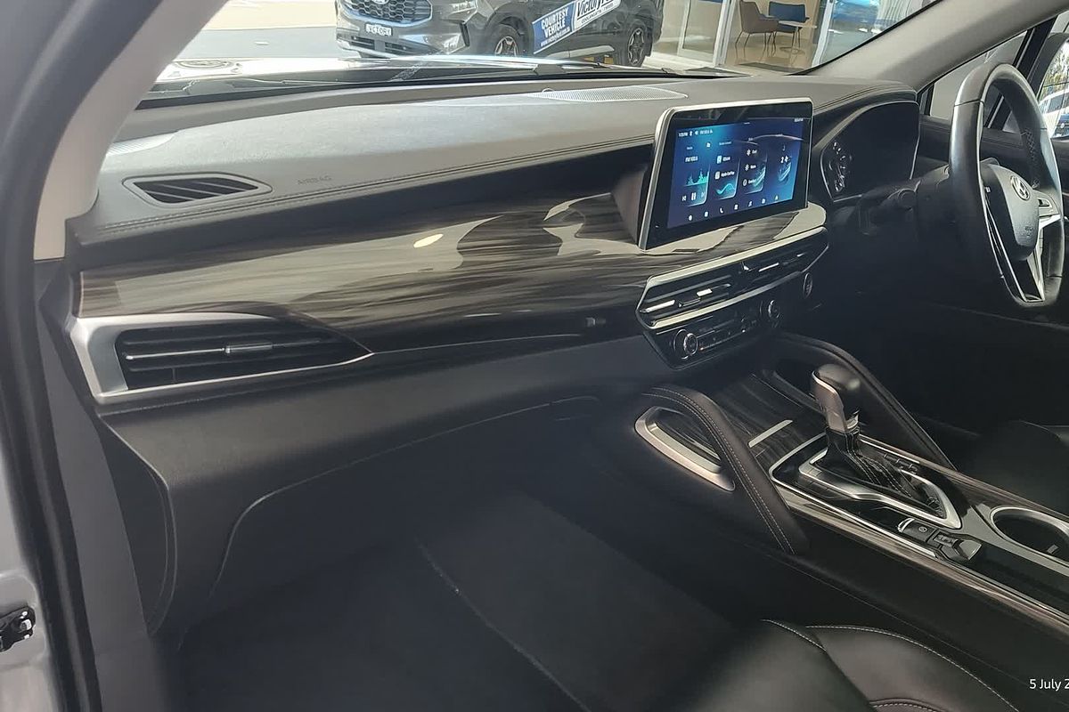 2022 LDV D90 Executive SV9A