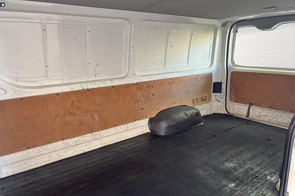 2018 Toyota Hiace TRH201R LWB