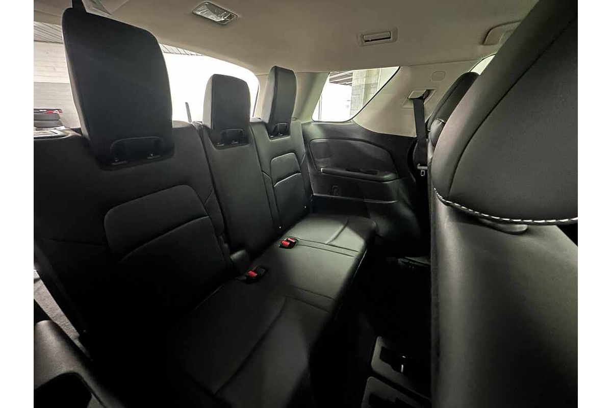 2024 Nissan Pathfinder Ti R53