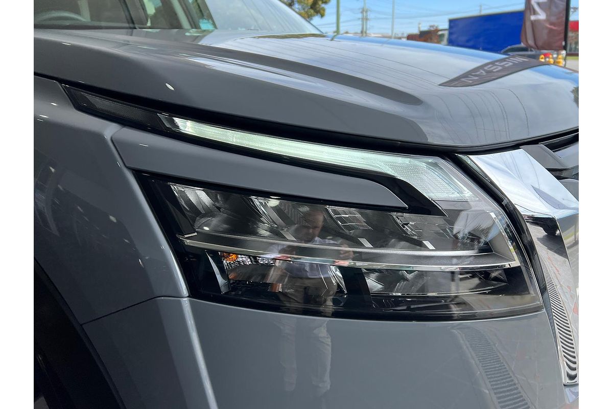 2024 Nissan Pathfinder Ti-L R53