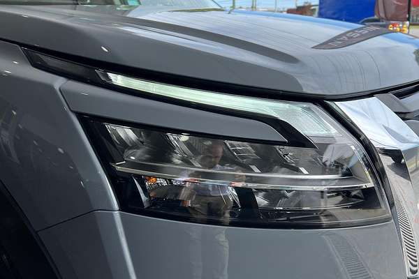2024 Nissan Pathfinder Ti-L R53