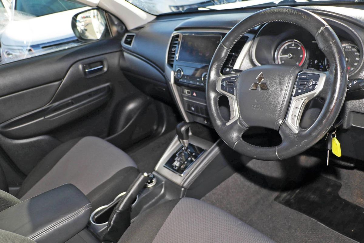 2021 Mitsubishi Triton GLX-R MR 4X4