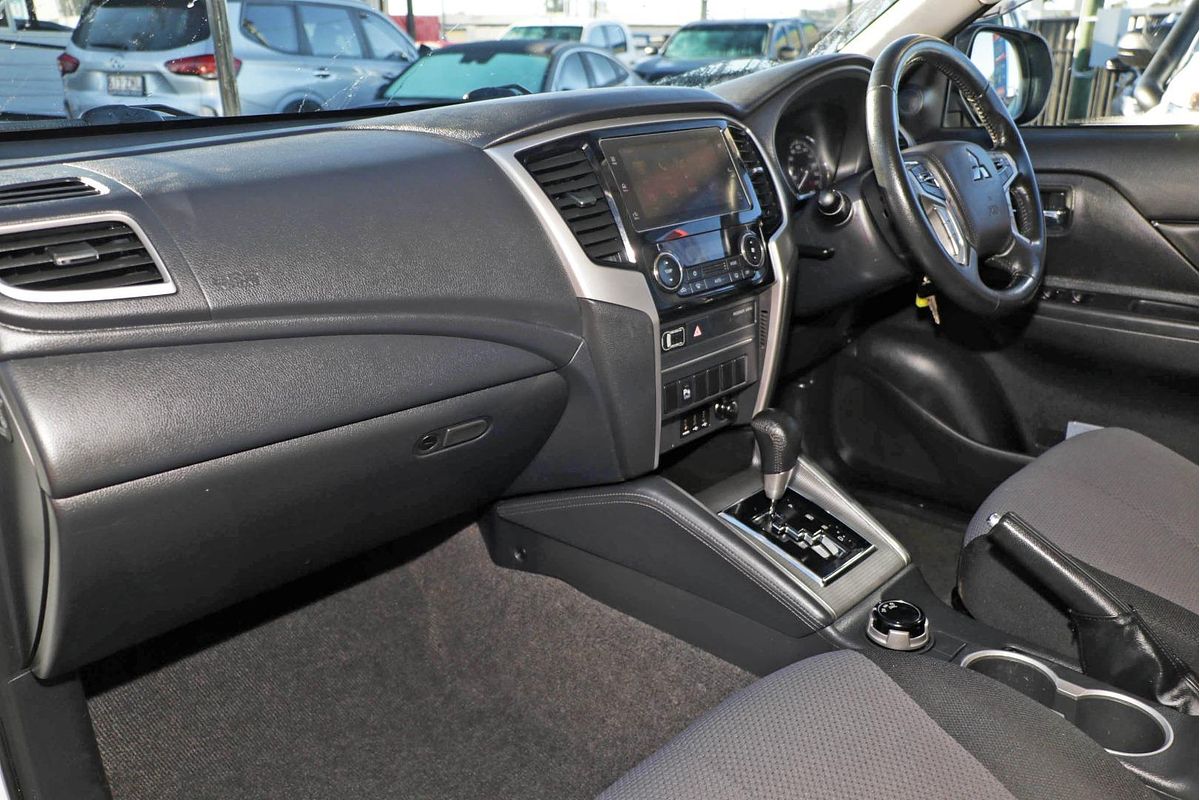2021 Mitsubishi Triton GLX-R MR 4X4