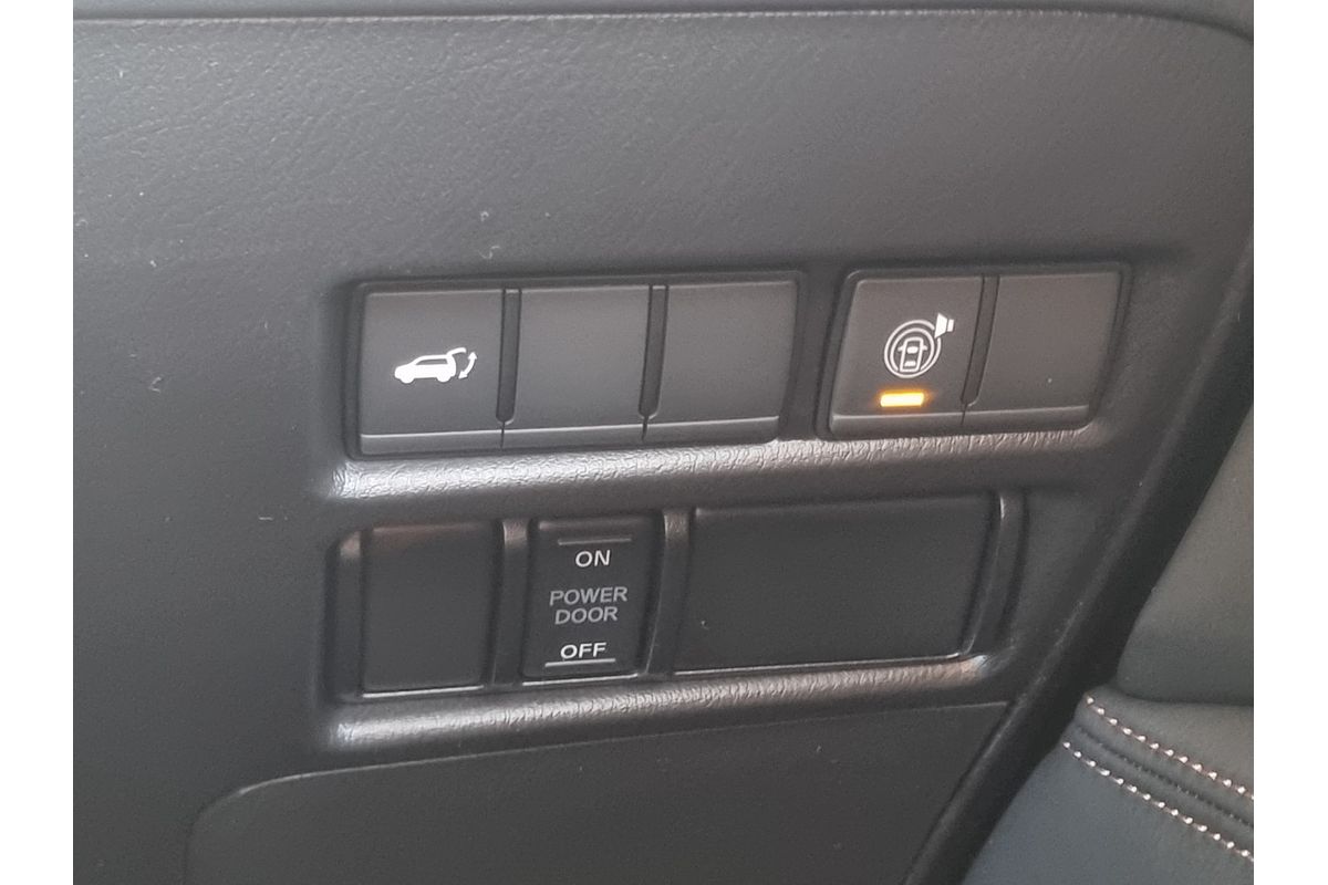 2025 Nissan Patrol Ti-L Y62