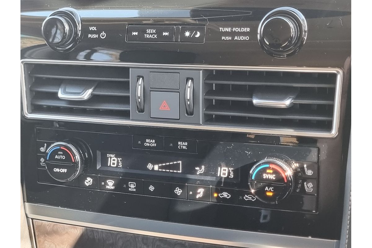 2025 Nissan Patrol Ti-L Y62