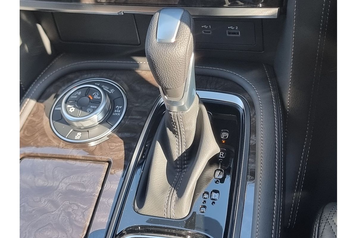 2025 Nissan Patrol Ti-L Y62