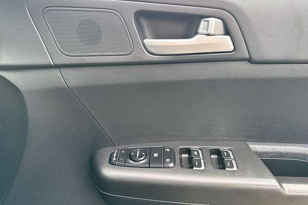 2019 Kia Sportage S QL