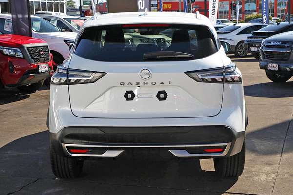 2024 Nissan QASHQAI Ti J12