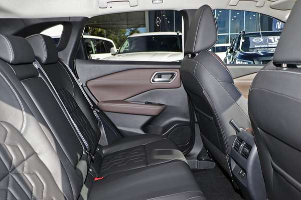 2024 Nissan QASHQAI Ti J12