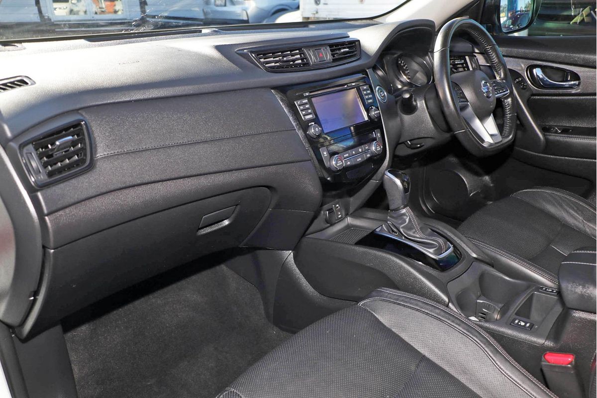 2017 Nissan X-TRAIL ST-L T32 Series II