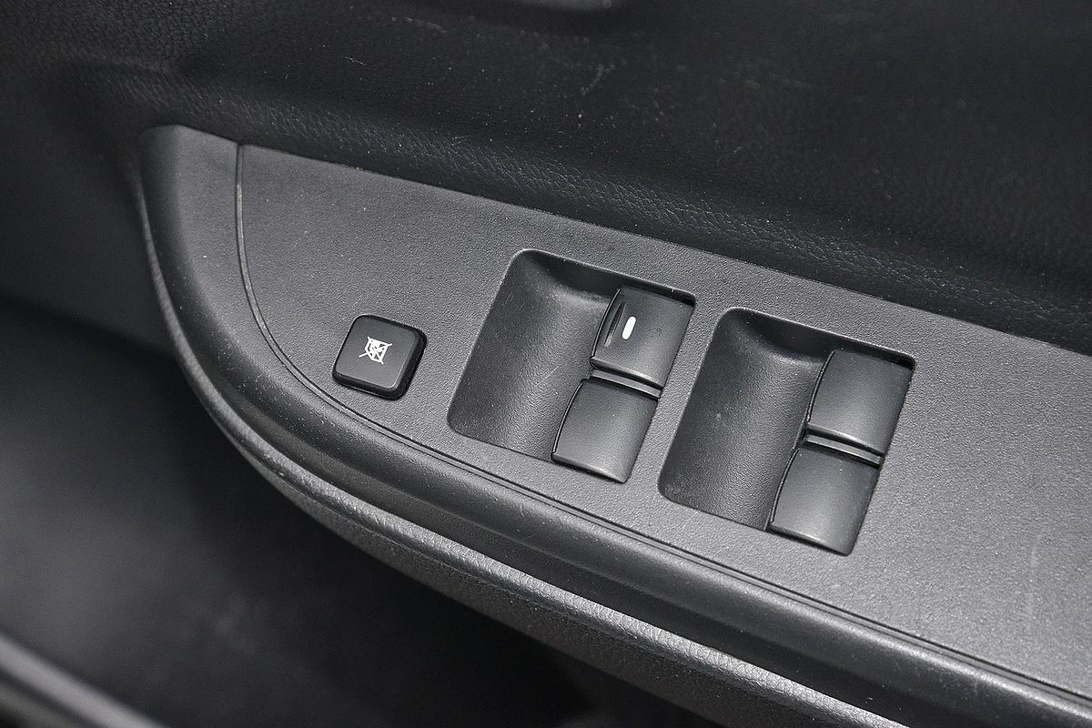 2019 Mitsubishi Triton GLX+ MR 4X4