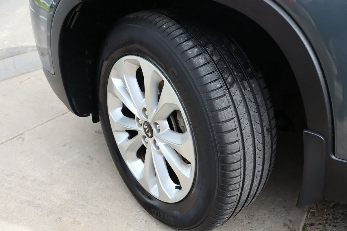 2013 Kia Sorento SLi XM