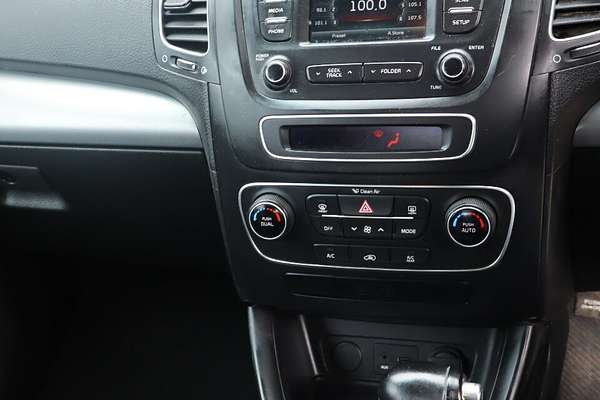 2013 Kia Sorento SLi XM