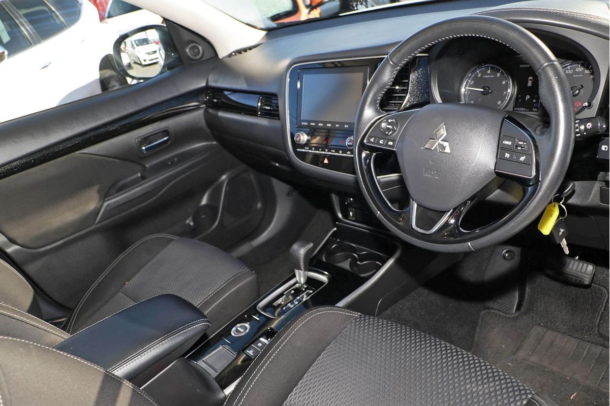 2020 Mitsubishi Outlander ES ZL