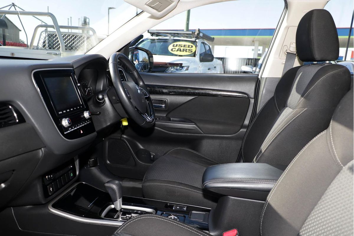 2020 Mitsubishi Outlander ES ZL